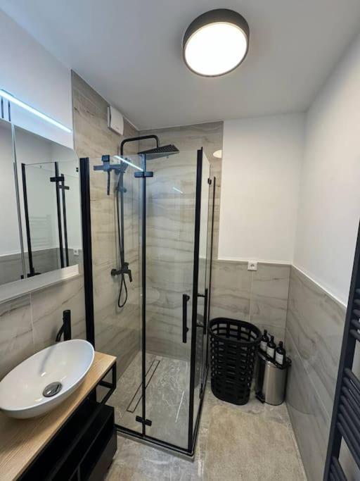 Ferienwohnung Wohlfuehlen Bei Dg Kassel Exterior foto